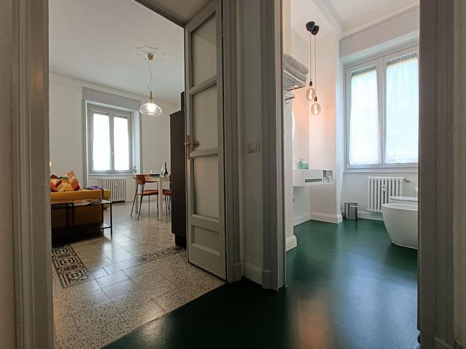 Stylish Flat Near Station And City Center Como Zewnętrze zdjęcie